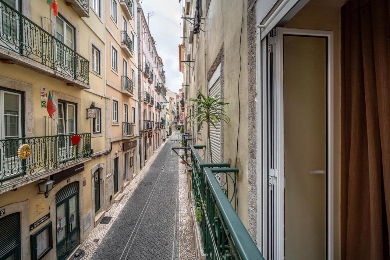 Cozy One Bedroom Apt In Historic Location - Carmo Lisboa Exteriér fotografie